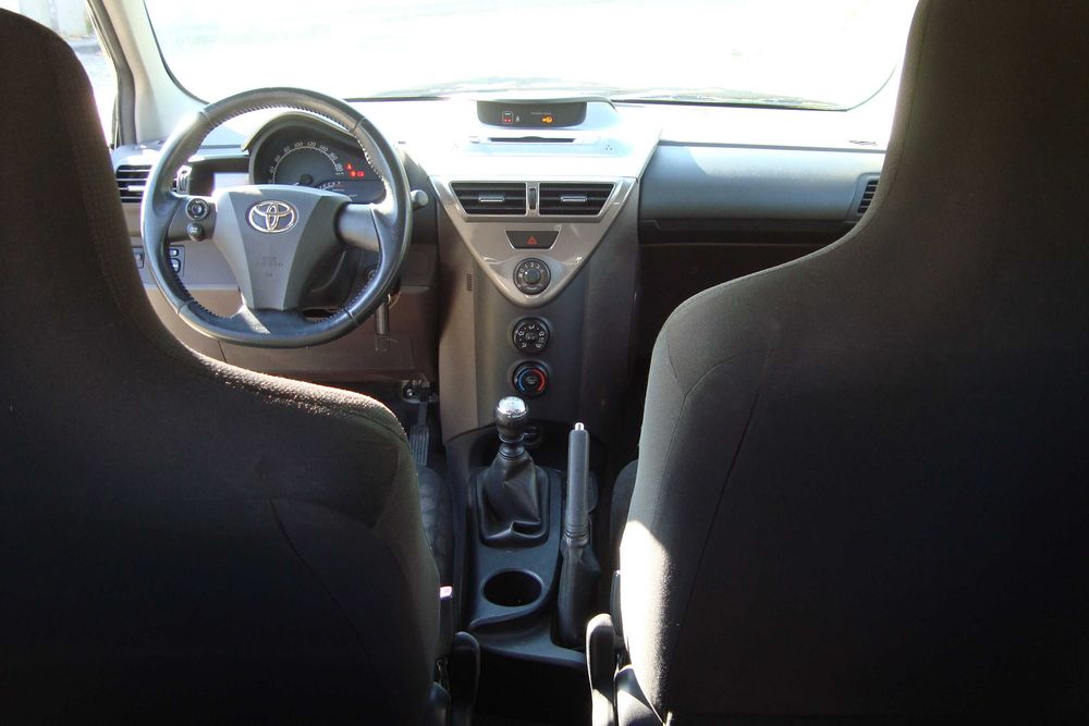 Toyota IQ 2010 Impecável