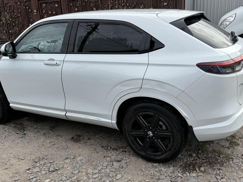 Двери ліва  сторона  honda enp1 ens1 колір NH883P