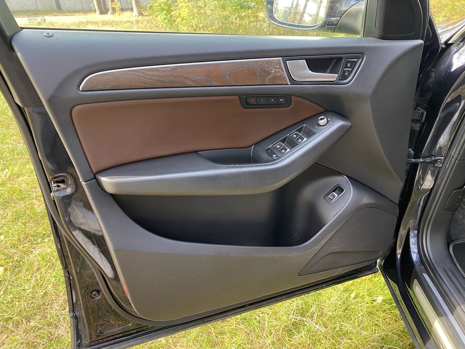 Продам Audi Q5 2.0