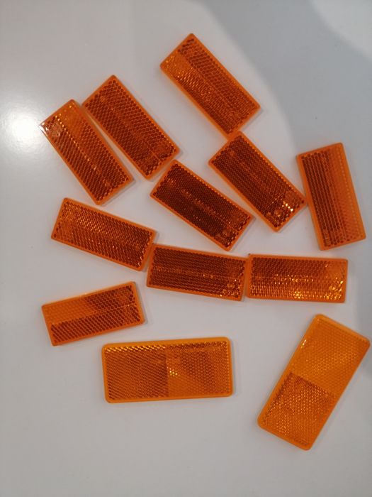 Światło odblaskowe tylne i boczne HELLA samoprzylepne Odblaski HELLA