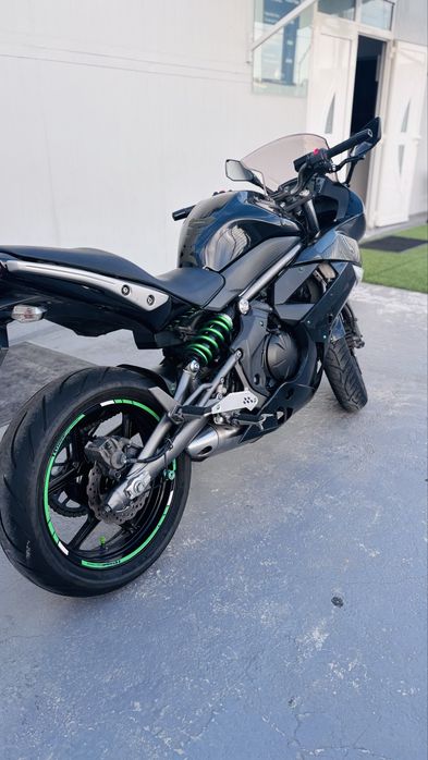 Moto Kawasaki Ninja Er6F