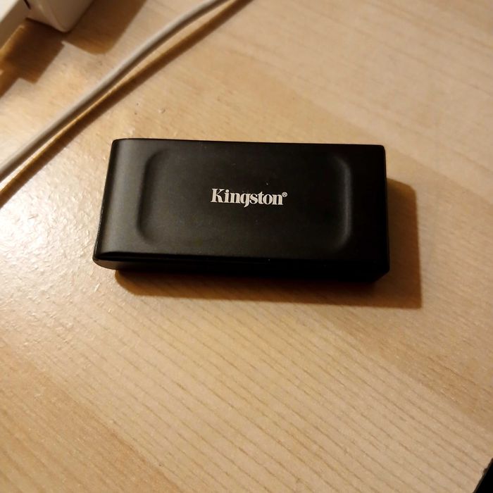 ssd externo 2tb xs1000