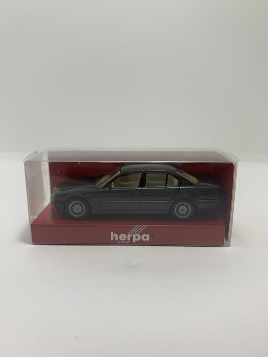 BMW 7 da Herpa 1/87