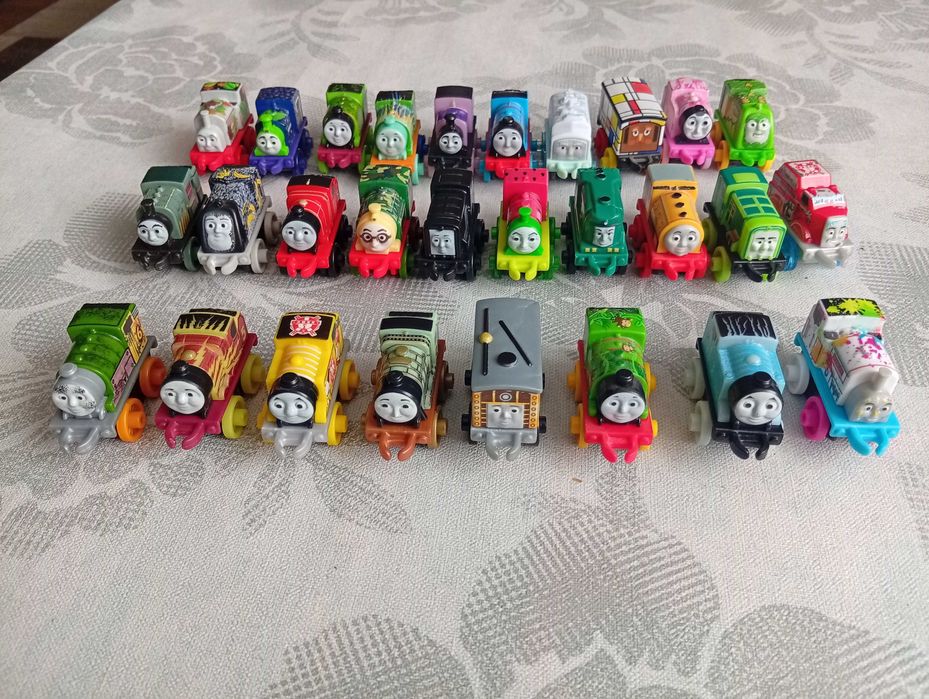 Паровозики  Томас і друзі мініки