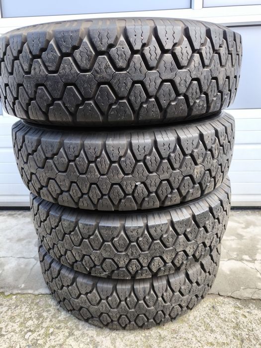 225/75R16C M+S Goodyear cargo