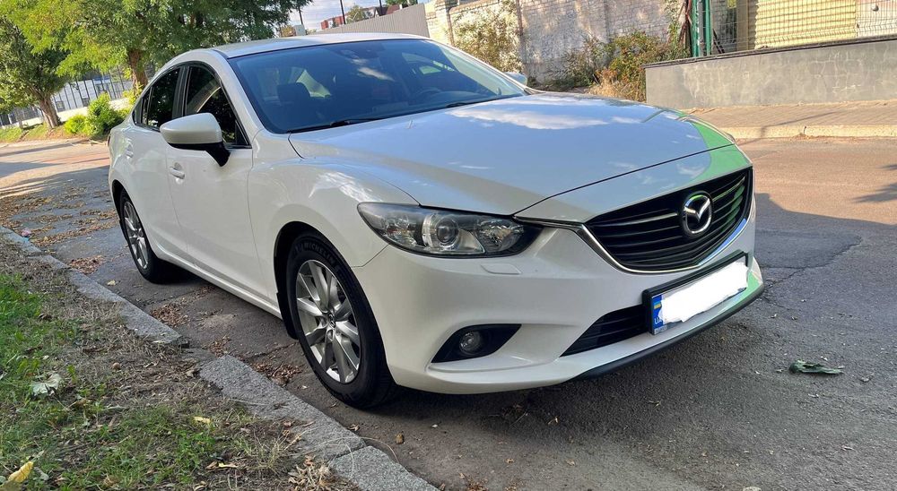 Автомобіль MAZDA 6