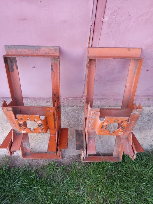 Опрокидувач для автомобілів