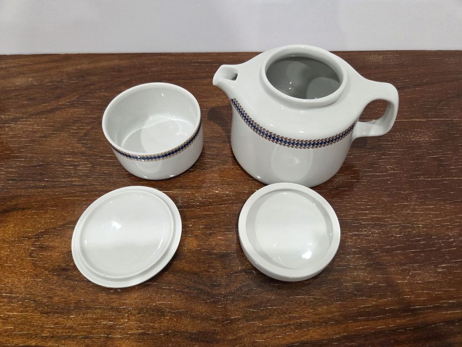 Bule e açucareiro S.P. Coimbra