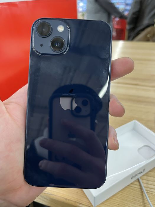 iPhone 13 с гарантией