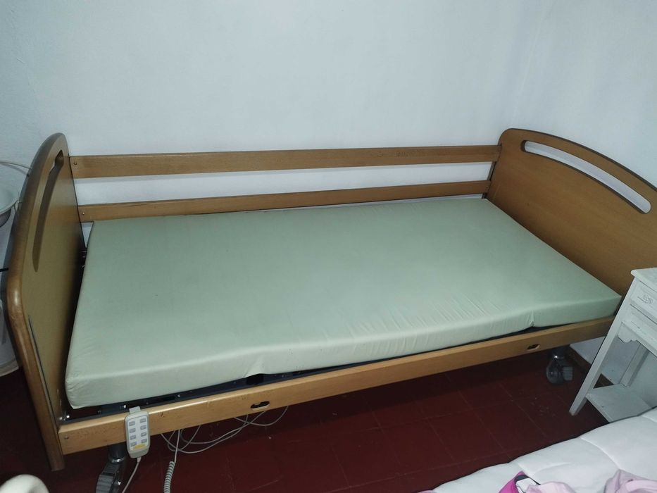 Cama articulada elétrica