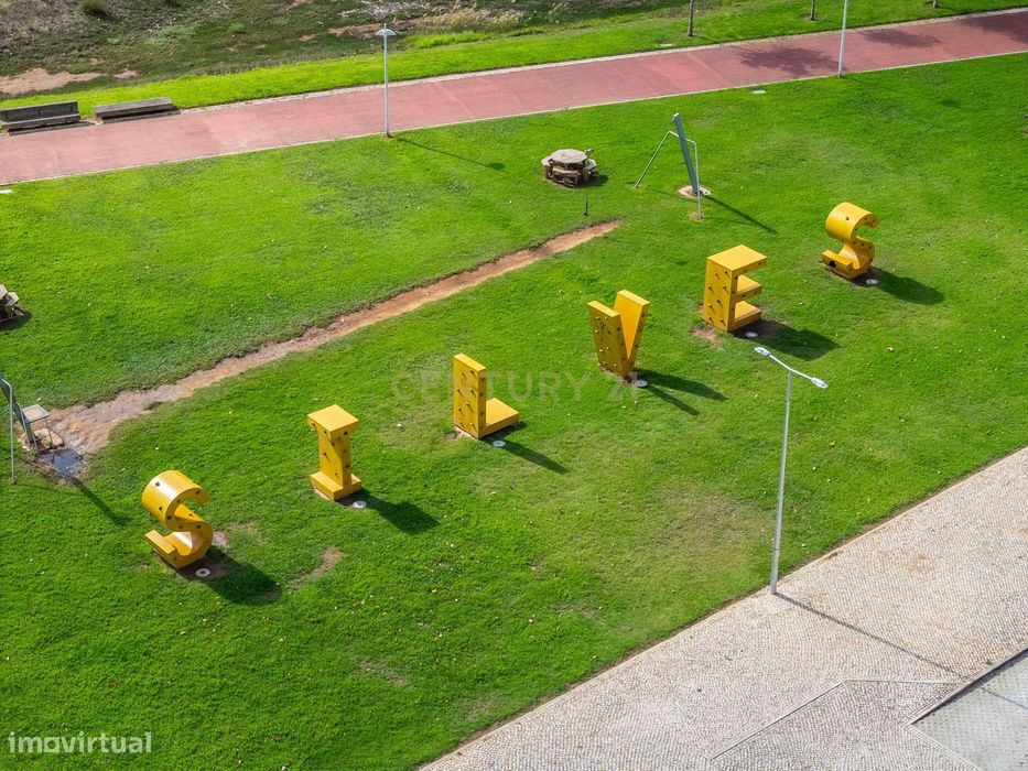 T3 com área de 110m² no Centro Histórico de Silves: para Renovar e Faz