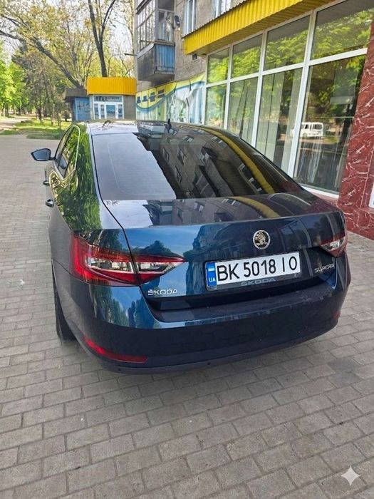 Продам Skoda superb 2,0 дизель