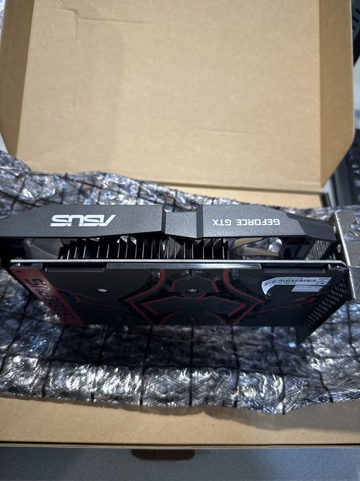 Placa Grafica Asus GeForce GTX 1050 TI64729805852289122