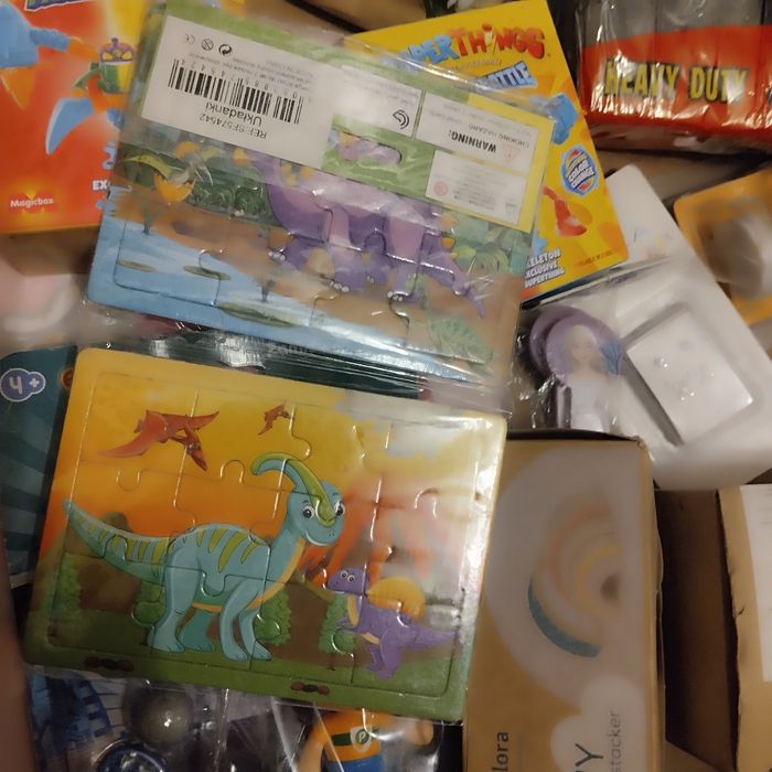 Mały karton mix zabawki plus inne