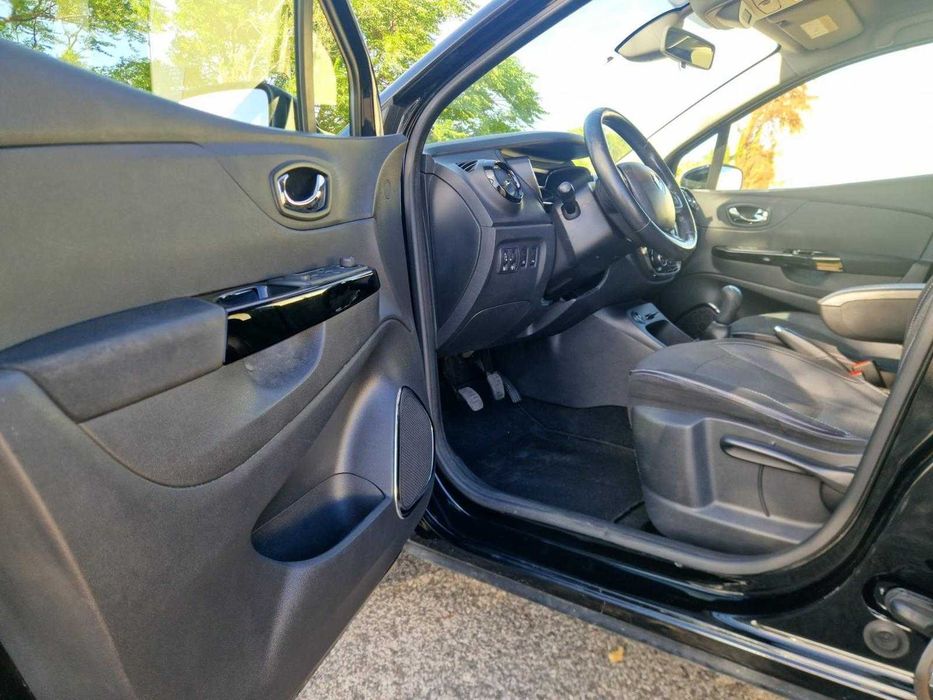 Renault Captur 1.5 DCI Exclusive