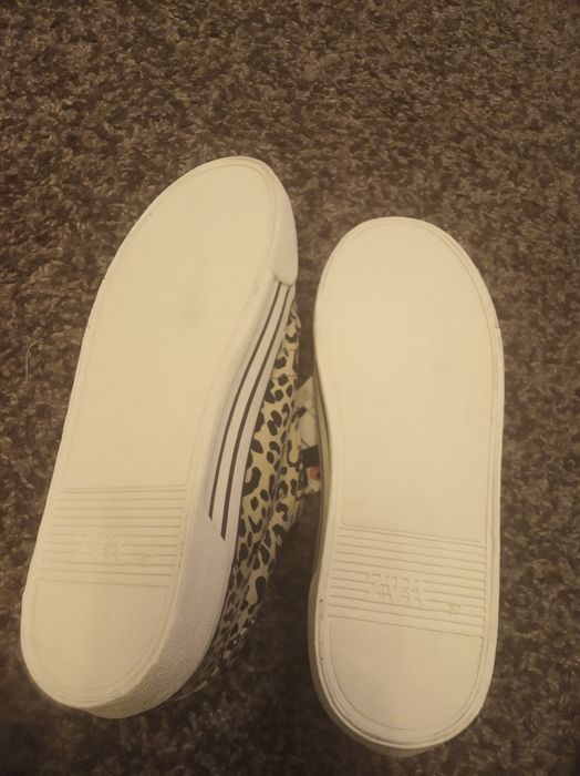 Sneakersy Zara rozmiar 37 panterka
