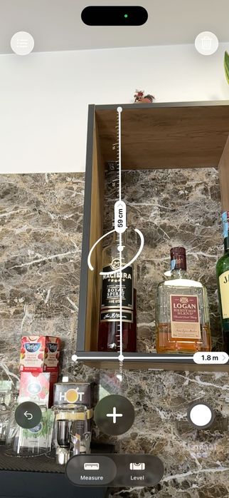 Armário de Parede em Madeira – Ideal para Restaurante, Bar ou Café