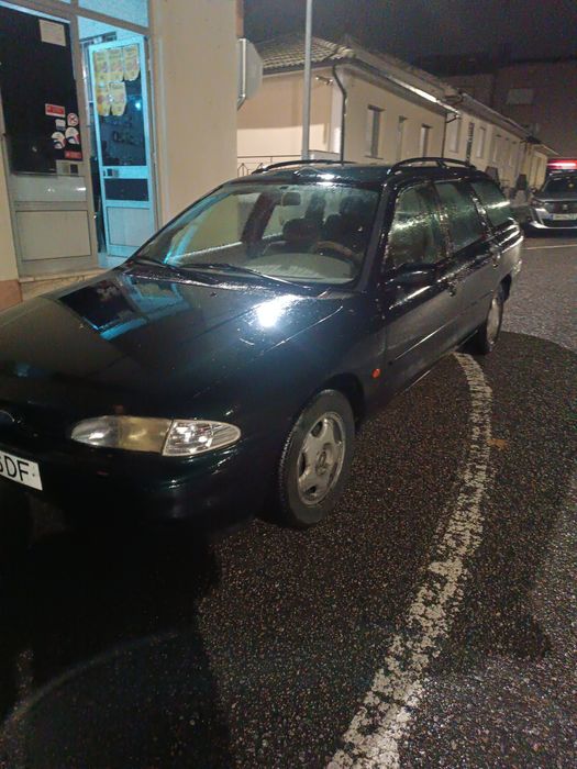 Vendo ou troco Ford mondeo