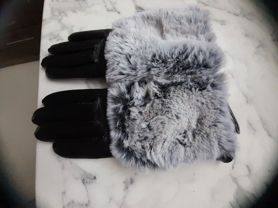 Комплект шапочка с шариком.