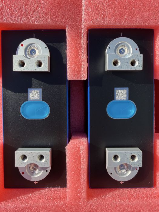 Акумулятор EVE LiFePO4 314Ah 3.2V LF305