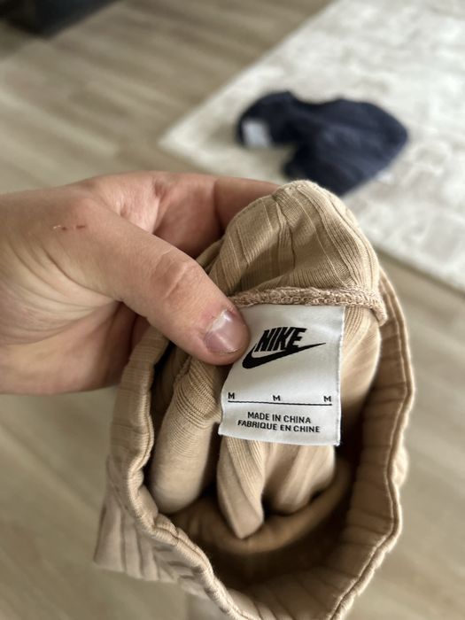 Жіночий світер Nike,нові колекціі