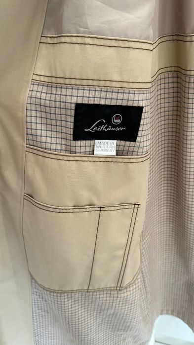 Klasyczny płaszcz vintage Mazoyer Le Puy – Made in Western Germany