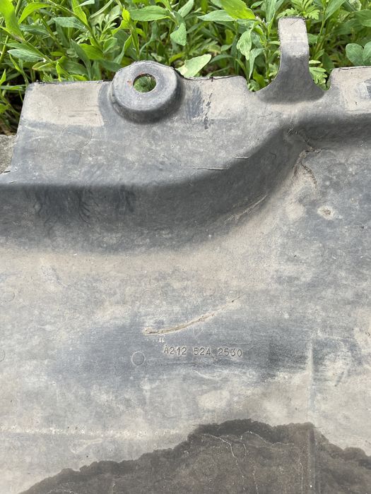 Защита двигателя Mercedes-Benz