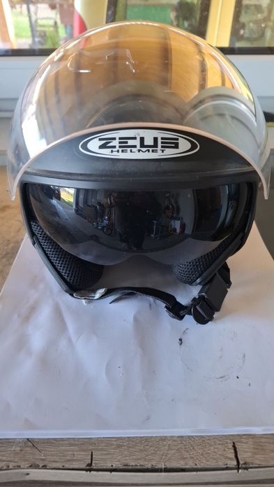 Kask zeus helmet