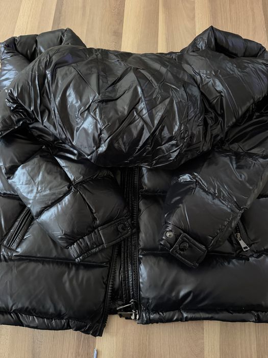 Kurtks moncler damska Maya