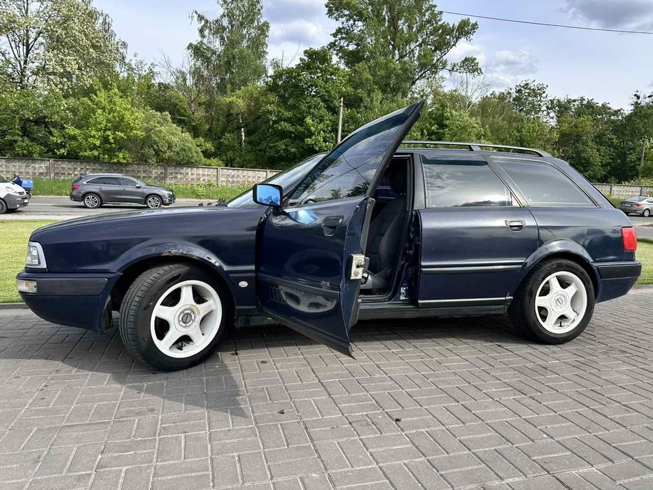 Продам Ауди 80 б4
