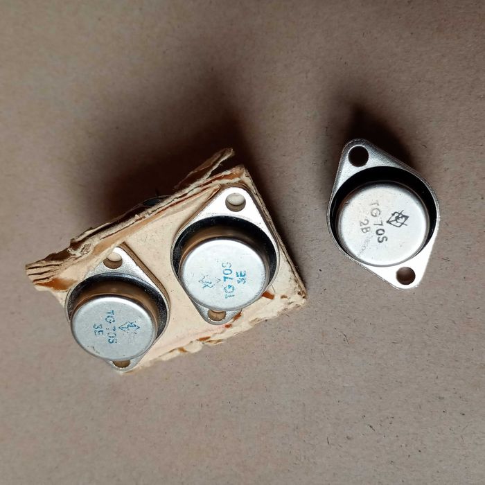 Tranzystor TG 70S  3szt.