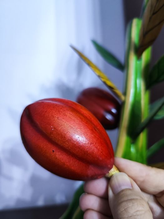 Escultura Artesanal madeira de um Cacaueiro de São Tomé e Príncipe