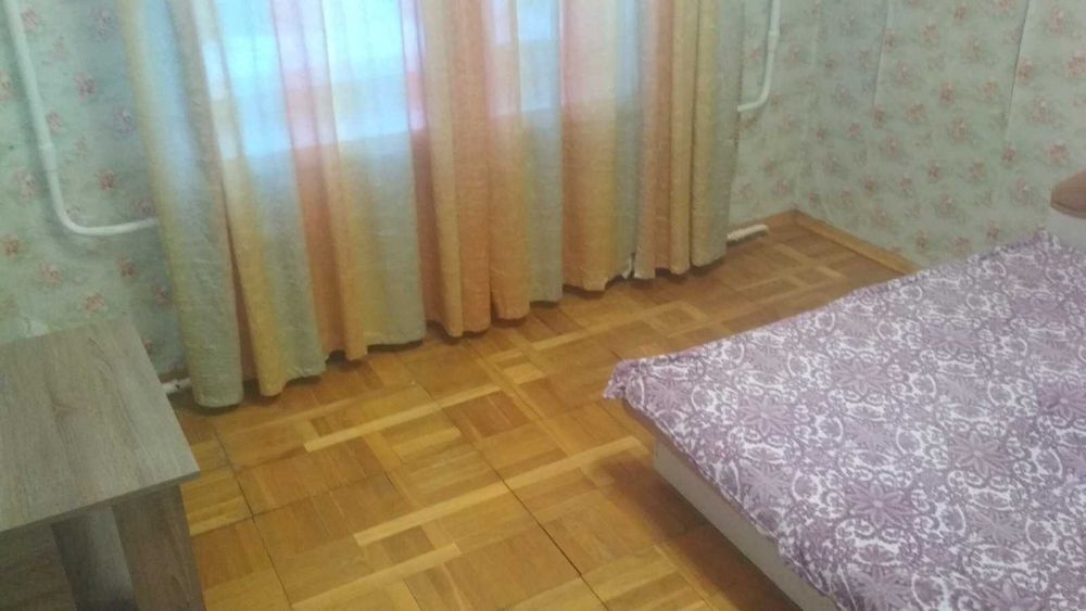 Сдам комнату девушке комната женщине в 3х комнатной квартире