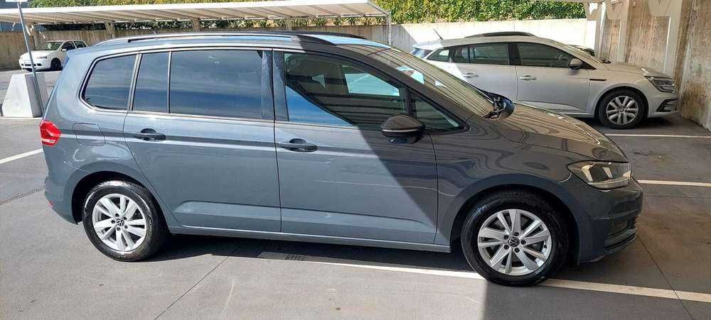 VW Touran 7 lugares 2021