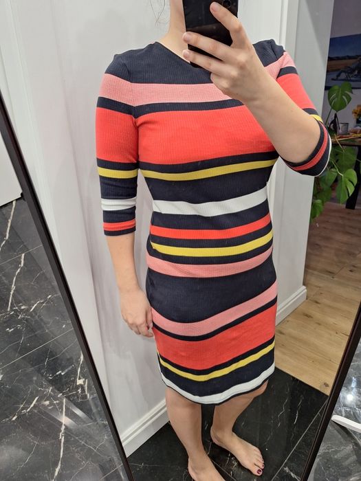 Sukienka tuba midi kolorowa na wiosnę w paski wyszczuplająca bawełna d