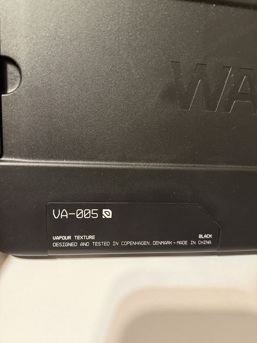 Wallhack VA-005 Glass mousepad, скляний килим
