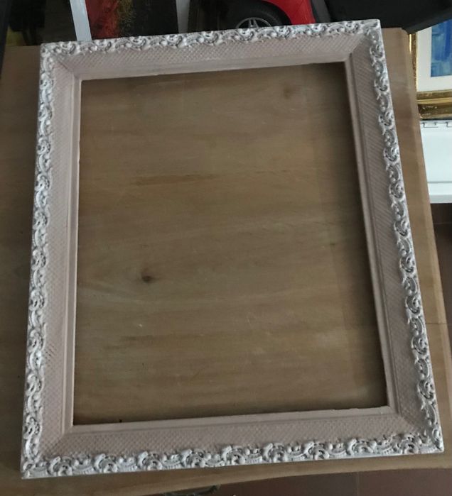 Moldura antiga rosa velho é branco