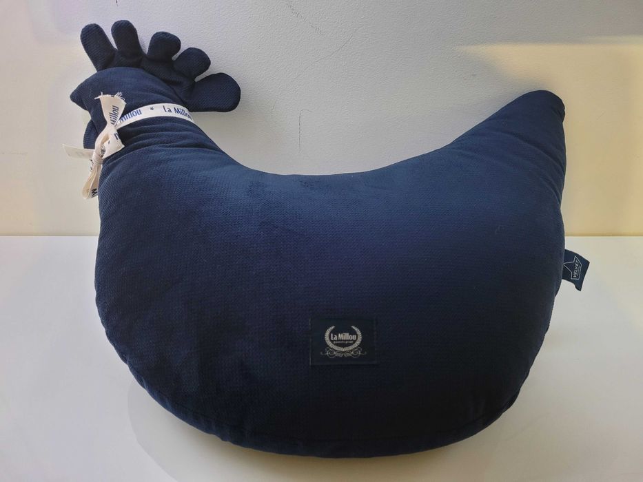 Poduszka LaMillou Kura Babci Dany Velvet Royal Navy