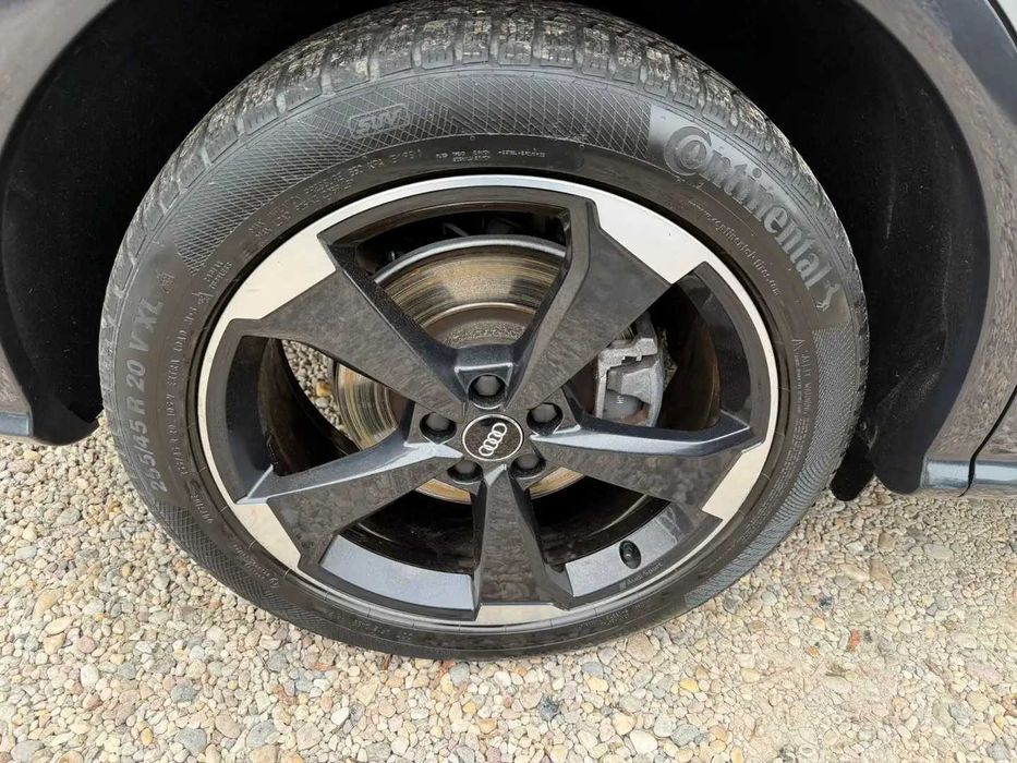 Audi Q5 S-Line 2.0 TDI