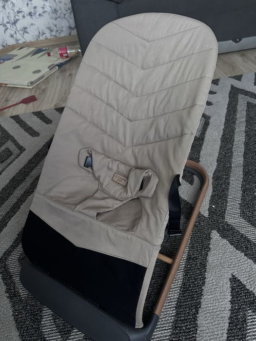 Шезлонг Baby Bouncer IZZY