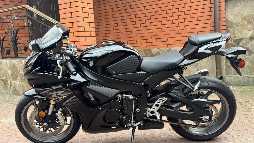 SUZUKI GSX-R750 Сузуки з Японії