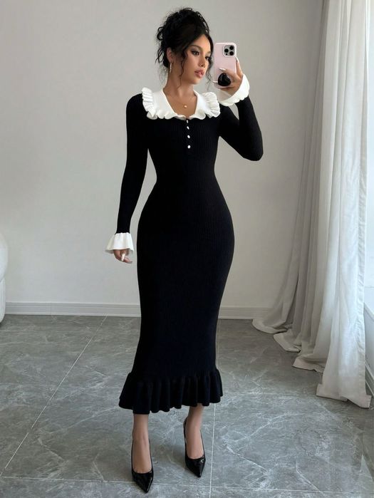 Сукня міді  в стилі  old money в темно синьому кольорі в наявності