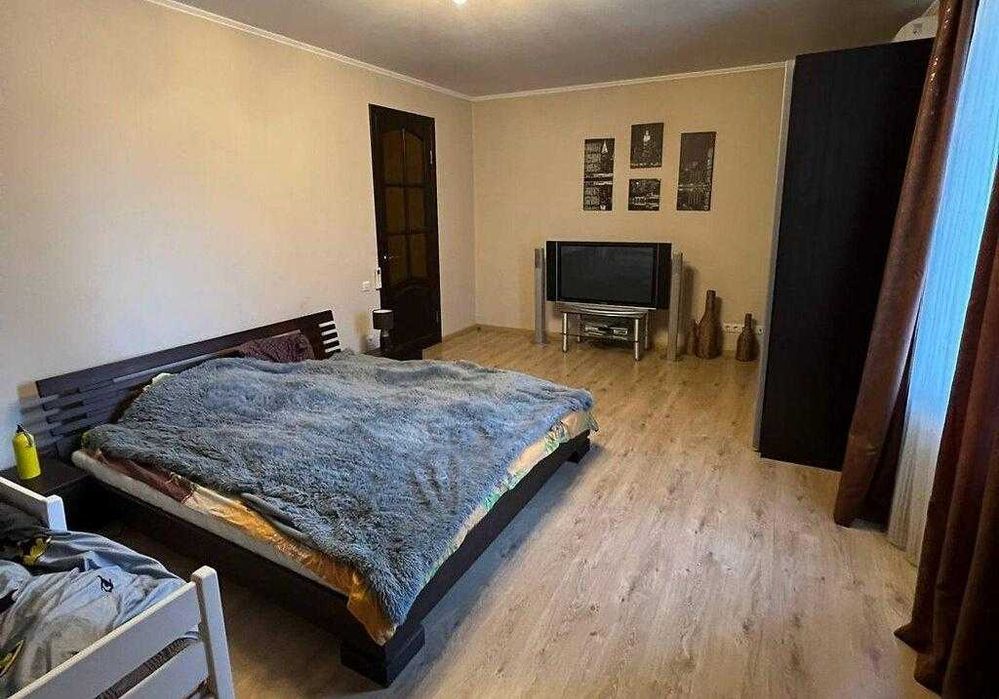 Продам 3 комн. квартиру Кирпичный дом Сертификат низ Рабочей Кедрина NK