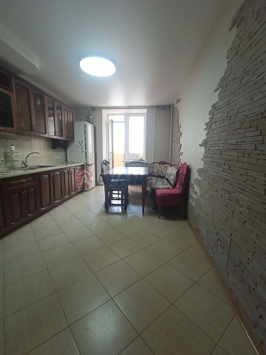 Станкостроителей пров Продаж квартира 3 кімнати