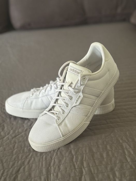 кроссовки Adidas 45