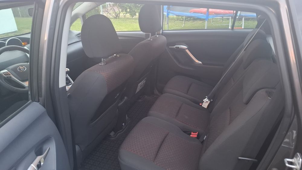 Toyota Verso 2010