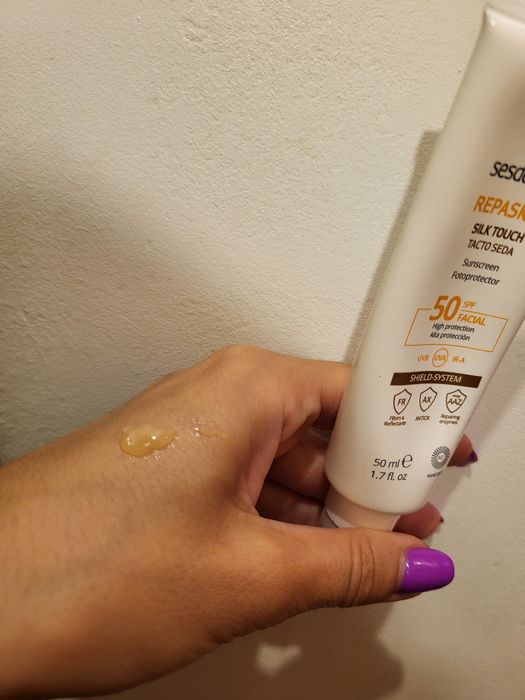 Найкращий сонцезахисний крем SesDerma Silk Touch spf50