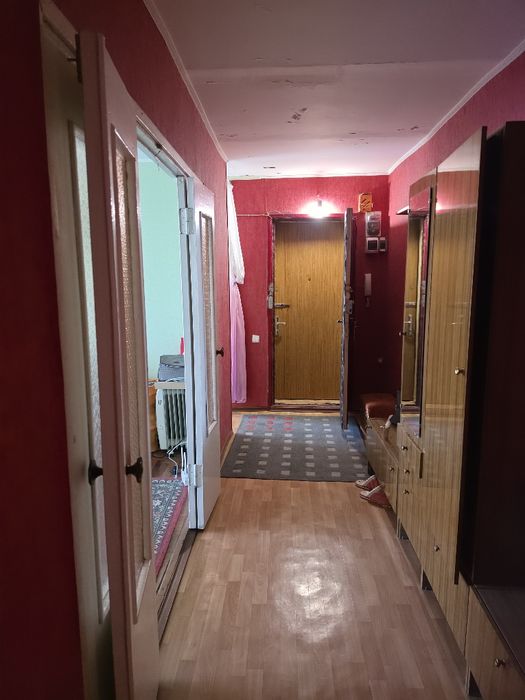 Продам 3х кімнату квартиру на Бородинському