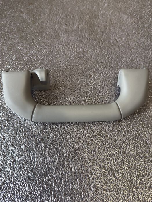 Volkswagen ручка стельова 7m0857607a