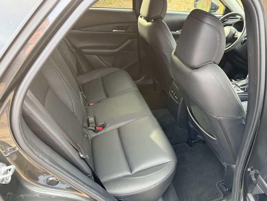 Продам Mazda CX-30 в гарному стані. 2.5 атмо, повний привід, комплектація select